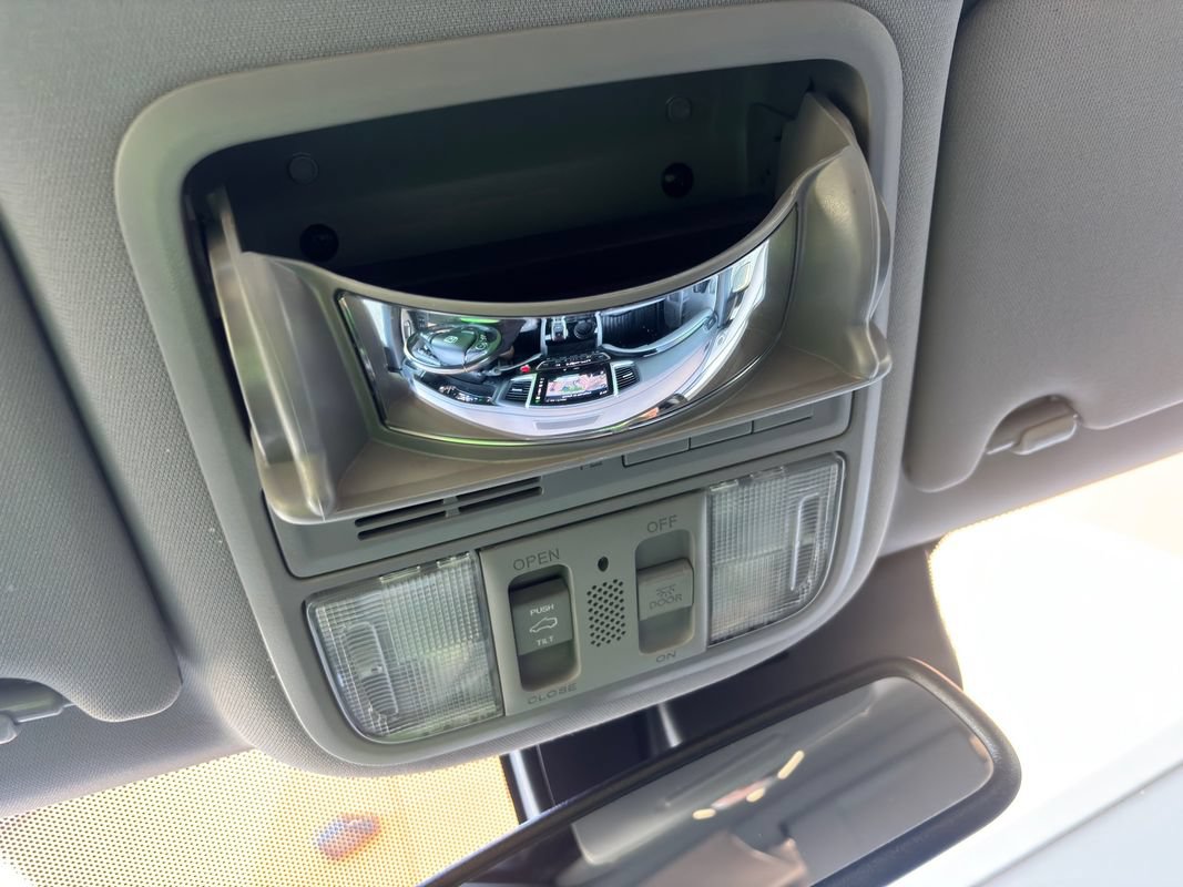 Used 2016 Honda Pilot Touring image 24