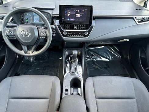 Certified 2024 Toyota Corolla LE w/ LE Convenience Package image 3