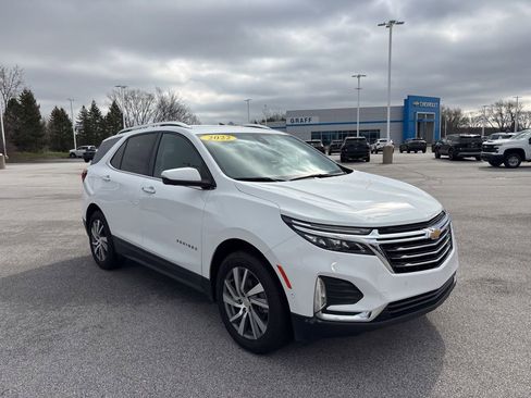Used 2022 Chevrolet Equinox Premier AWD/4WD image 3