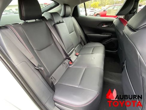 New 2027 Toyota Prius Plug-In Hybrid FWD image 15