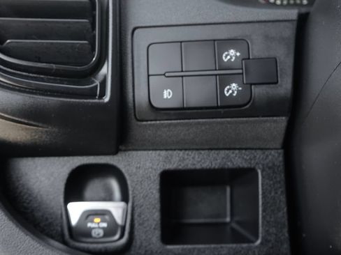 Used 2025 RAM ProMaster 2500 w/ Convenience Group FWD image 22