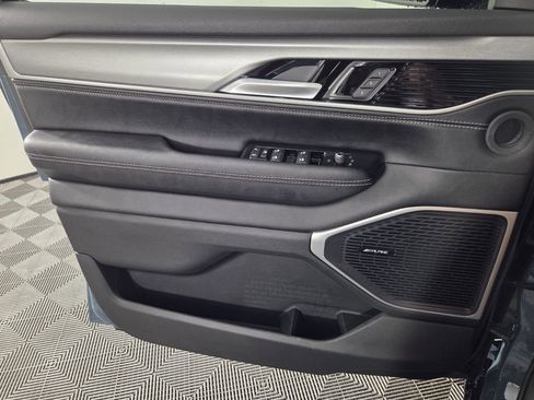 New 2026 Jeep Grand Wagoneer Limited AWD/4WD image 14