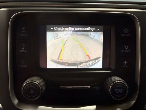 Used 2022 RAM 1500 Classic SLT w/ Protection Group AWD/4WD image 23