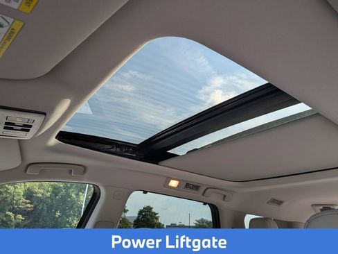 Certified 2026 Nissan Pathfinder SL w/ SL Premium Package FWD image 19