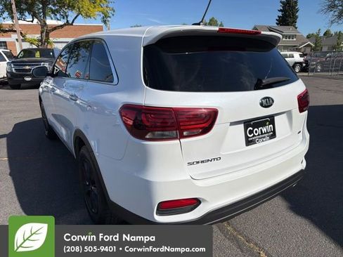 Used 2020 Kia Sorento L FWD image 7