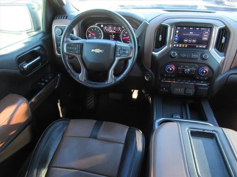 Used 2020 Chevrolet Silverado 1500 High Country image 13