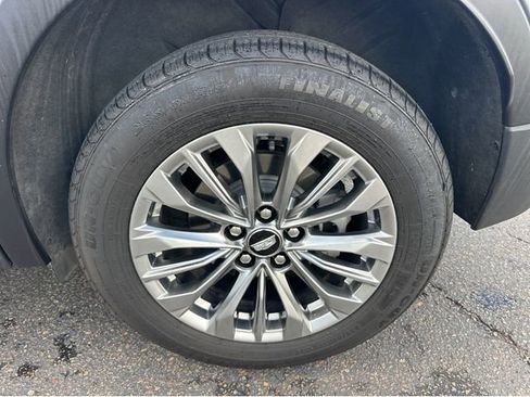 Certified 2024 Cadillac XT4 Premium Luxury image 13