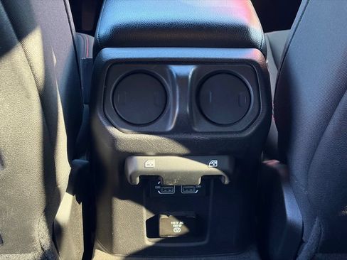 Used 2022 Jeep Wrangler Unlimited Rubicon AWD/4WD image 21