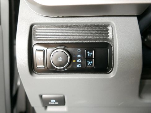 Used 2023 Ford F250 XL w/ 360-Degree Camera Package image 14