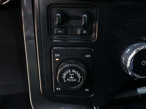 Used 2022 Ford F150 Lariat w/ Equipment Group 502A High AWD/4WD image 38