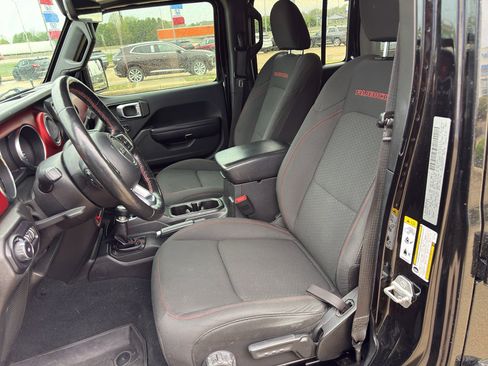 Used 2018 Jeep Wrangler Unlimited Rubicon AWD/4WD image 10
