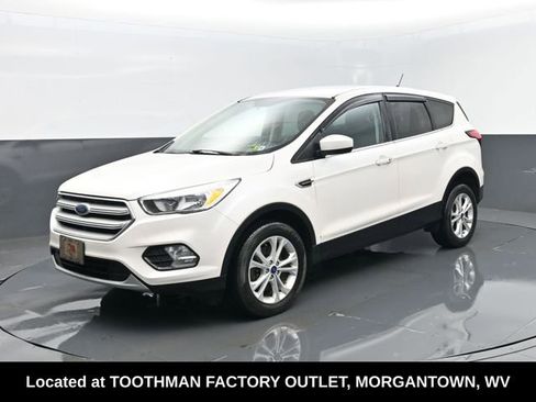 Used 2019 Ford Escape SE AWD/4WD image 2