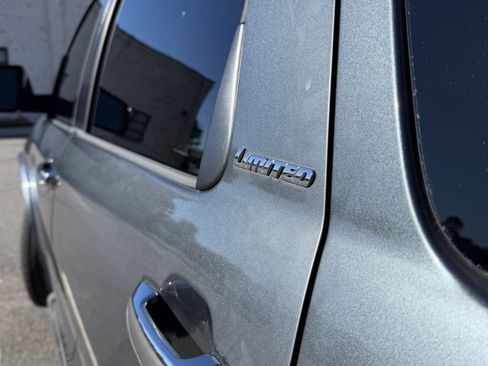 Used 2008 Toyota Sequoia Limited image 4