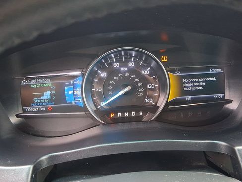 Used 2018 Ford Explorer XLT w/ Equipment Group 202A FWD image 21