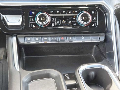 Certified 2025 GMC Sierra 3500 Denali w/ Denali Reserve Package AWD/4WD image 20