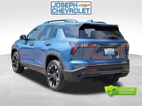 Used 2025 Chevrolet Equinox RS FWD image 3