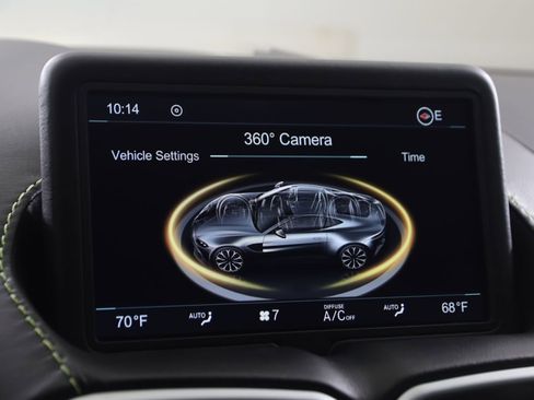 Used 2019 Aston Martin V8 Vantage Coupe RWD image 52