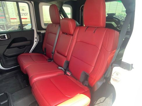 Used 2024 Jeep Wrangler Unlimited Rubicon 392 AWD/4WD image 25