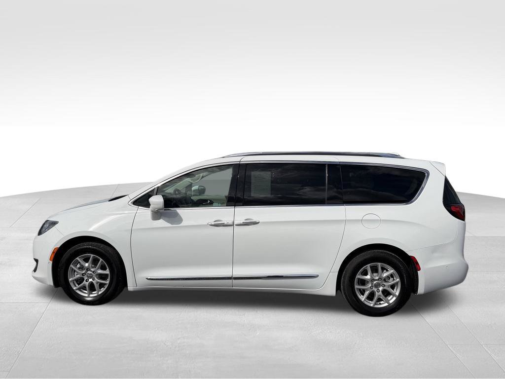 Used 2020 Chrysler Pacifica Touring-L w/ Advanced Safetytec Group FWD image 12