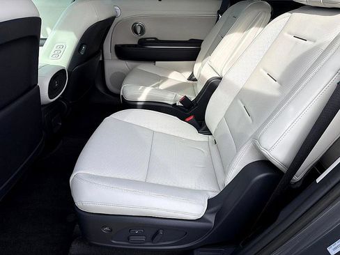 Certified 2026 Hyundai Palisade Calligraphy image 8