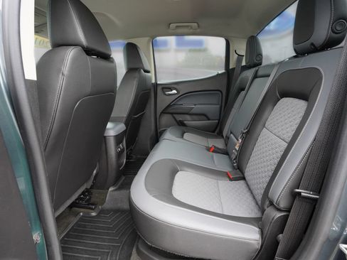 Used 2015 Chevrolet Colorado Z71 AWD/4WD image 19
