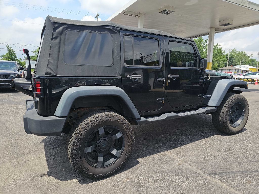 Used 2014 Jeep Wrangler Unlimited Rubicon w/ Connectivity Group AWD/4WD image 20