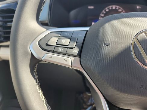 New 2025 Volkswagen Taos S image 10