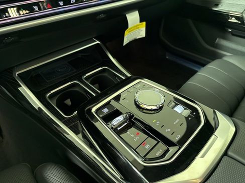 New 2025 BMW 760i xDrive 760i xDrive image 13