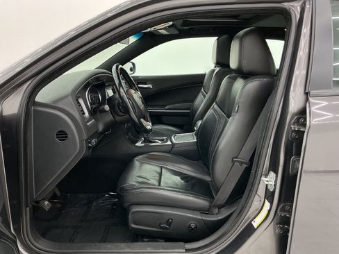Used 2020 Dodge Charger SXT w/ Leather Interior Group RWD image 14