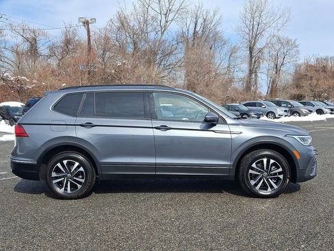 Used 2022 Volkswagen Tiguan S image 7