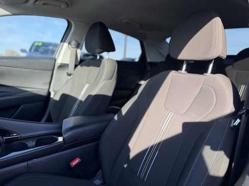 Certified 2023 Hyundai Elantra SEL w/ Convenience Package image 13