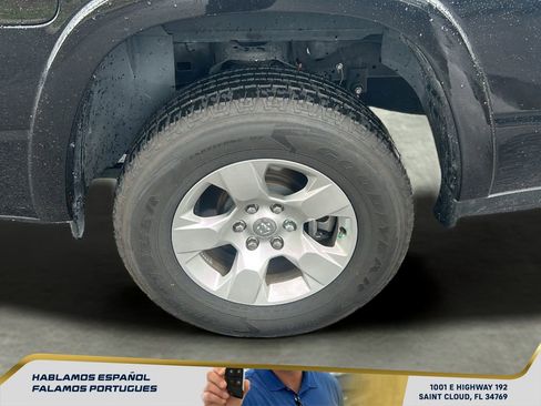 Used 2025 RAM 1500 Big Horn RWD image 35