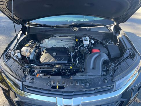 Used 2025 Chevrolet TrailBlazer LT image 28