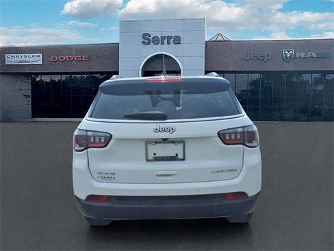 Used 2024 Jeep Compass Limited image 5