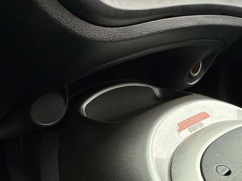 Used 2012 Nissan Juke S image 18