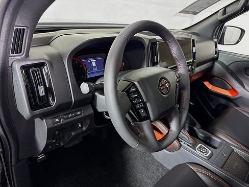 New 2026 Nissan Frontier PRO-4X w/ Pro Premium Package AWD/4WD image 9