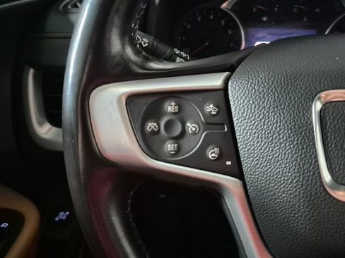 Used 2020 GMC Terrain SLT w/ Preferred Package AWD/4WD image 19