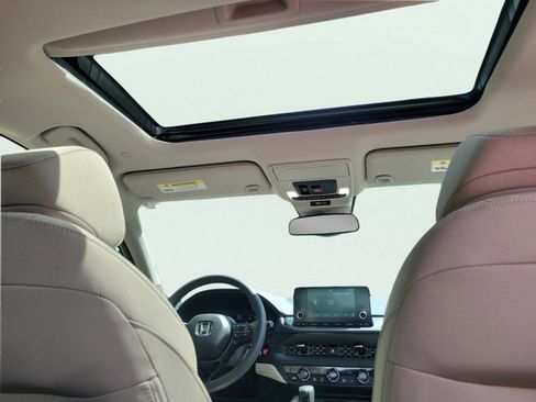 Certified 2024 Honda Accord EX image 15