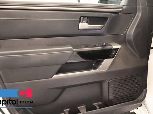 Used 2022 Toyota Tundra Limited AWD/4WD image 9