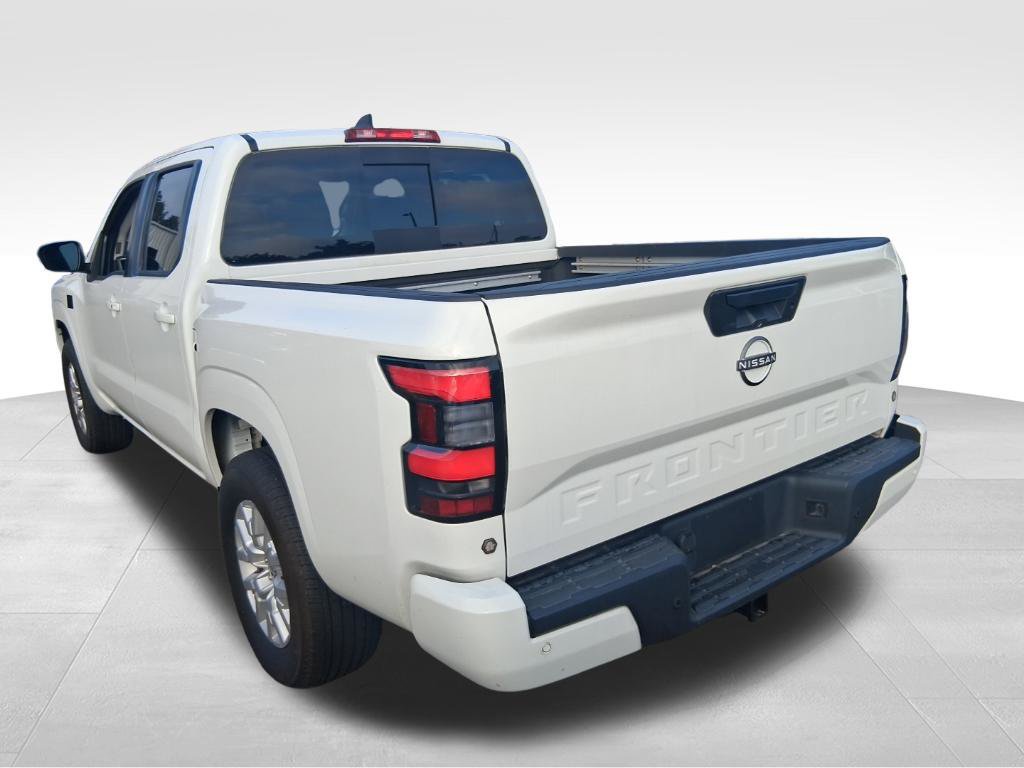 Used 2023 Nissan Frontier SV w/ SV Convenience Package AWD/4WD image 8