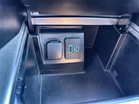 Used 2020 Ford Explorer ST w/ Premium Technology Package image 34