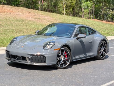 Certified 2026 Porsche 911 Carrera GTS RWD image 1