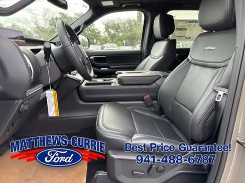 New 2026 Ford Expedition Platinum w/ Stealth Appearance Package AWD/4WD image 9