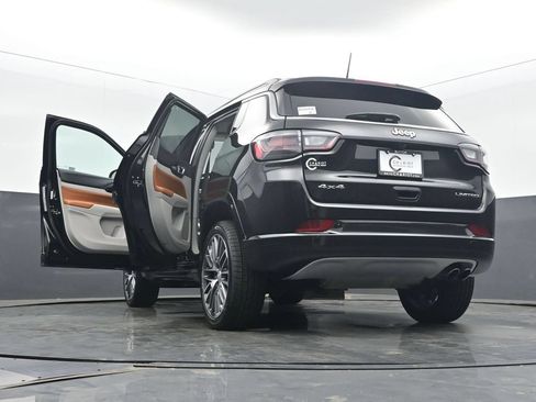 Used 2022 Jeep Compass Limited w/ Elite Group AWD/4WD image 63
