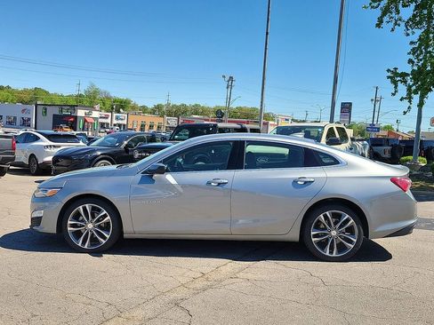 Used 2024 Chevrolet Malibu LT FWD image 3