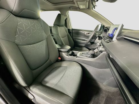 Used 2023 Toyota RAV4 XLE w/ Convenience Package AWD/4WD image 30