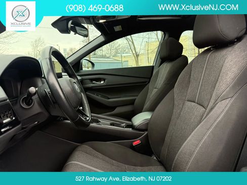 Used 2023 Honda Accord Sport image 8