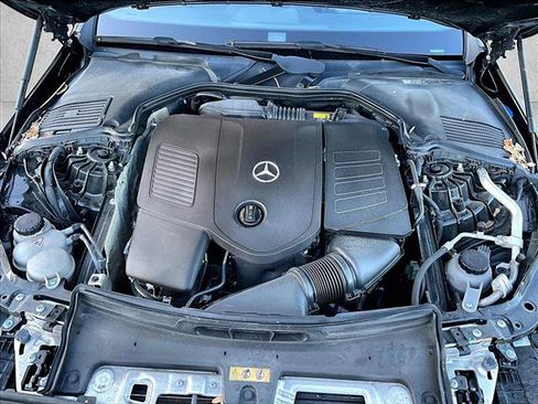 Used 2023 Mercedes-Benz C 300 4MATIC Sedan image 11
