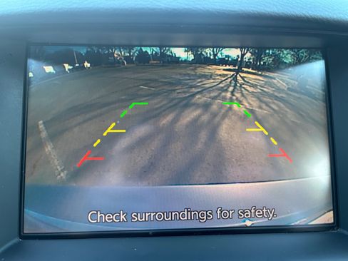 Used 2016 INFINITI Q50 Premium image 21