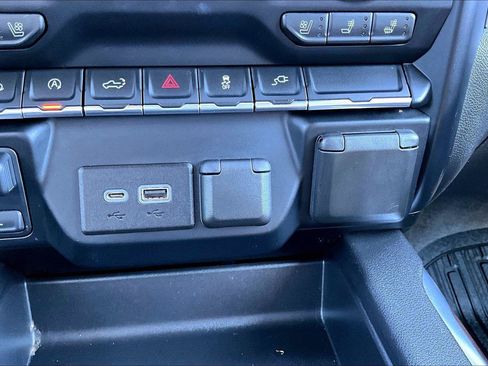 Used 2019 GMC Sierra 1500 SLT w/ SLT Premium Package AWD/4WD image 32